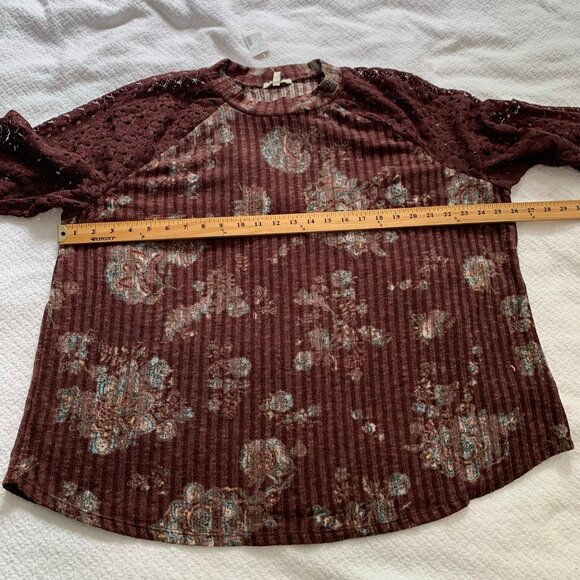 NEW Maurices long sleeve lace cutout detail pullover stretch top shirt - Picture 9 of 10